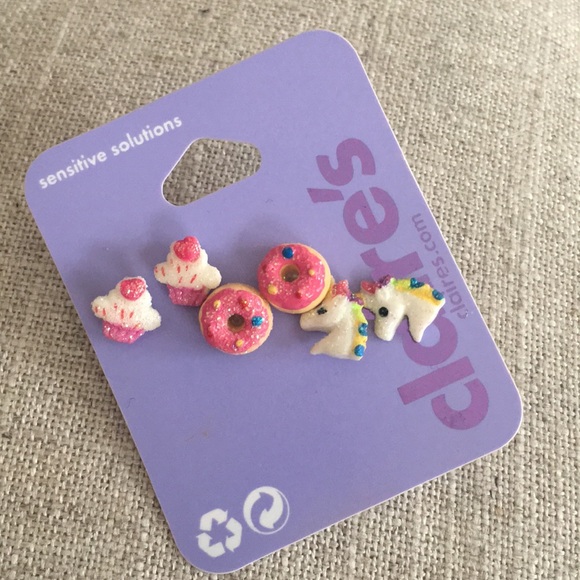 Claire s Accessories Claires Earring Set Poshmark